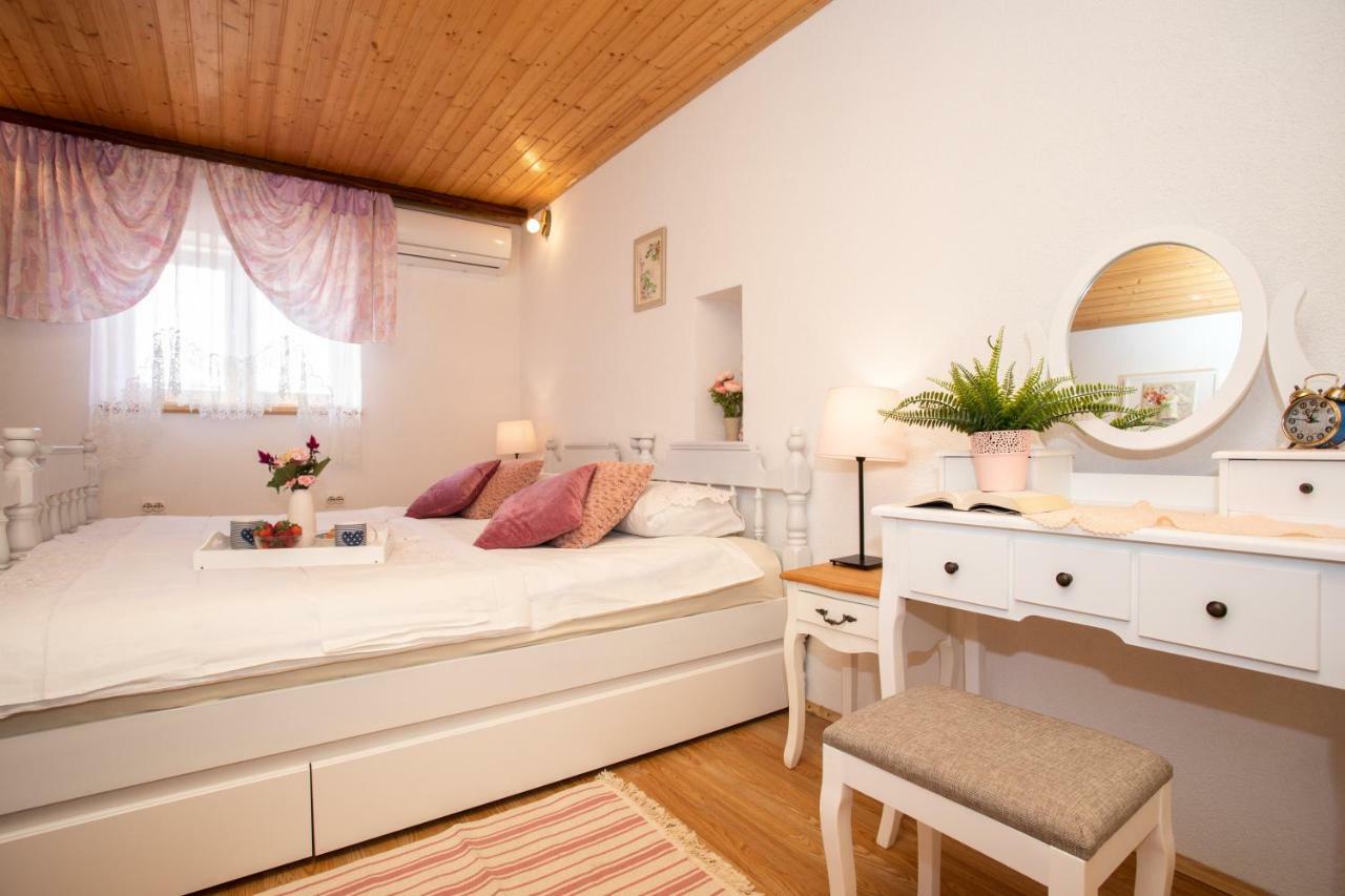 Apartman Verbenia Vrbnik Dış mekan fotoğraf