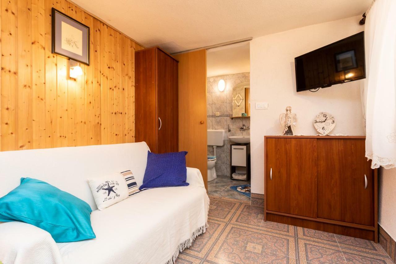 Apartman Verbenia Vrbnik Dış mekan fotoğraf